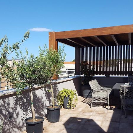 Apartment Garden Terrace Zara Esterno foto