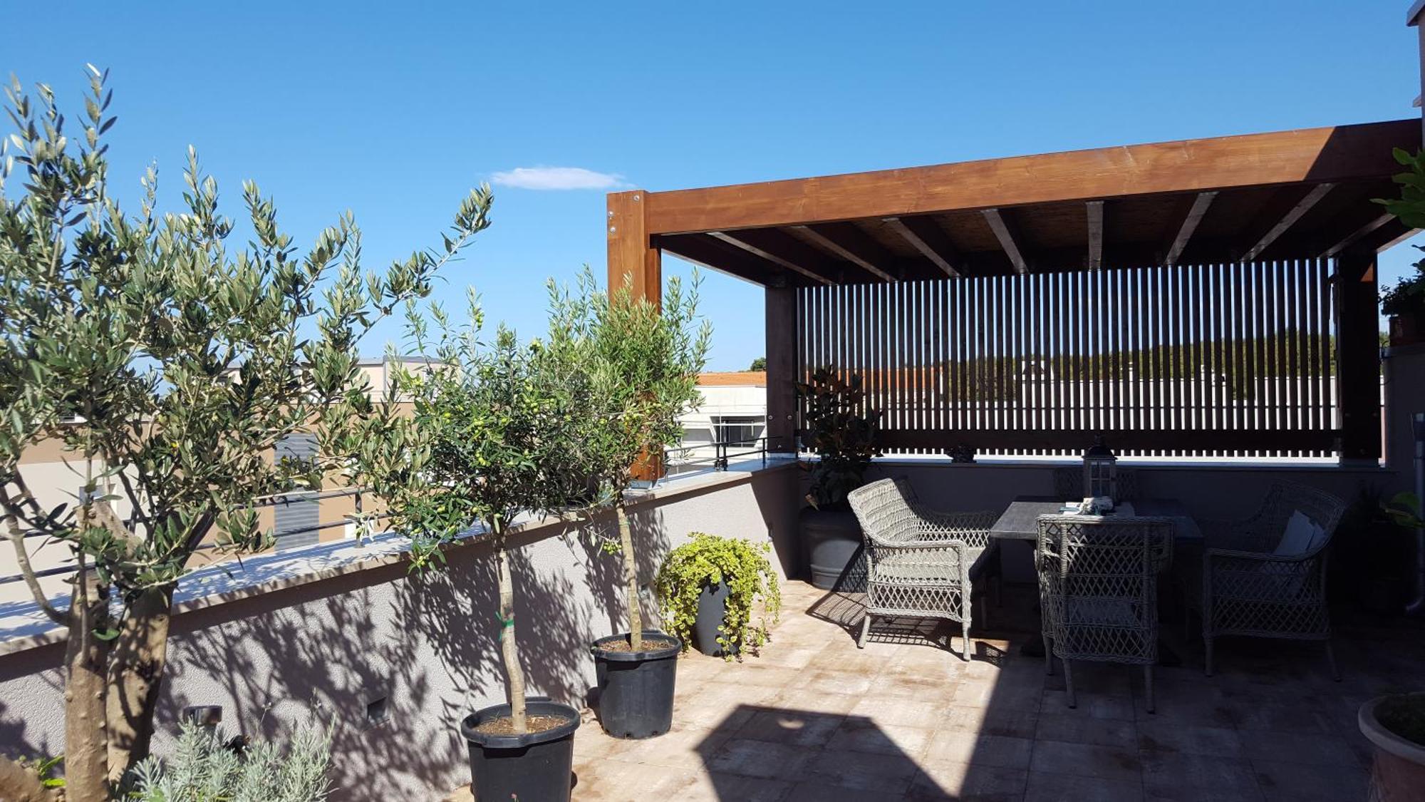 Apartment Garden Terrace Zara Esterno foto