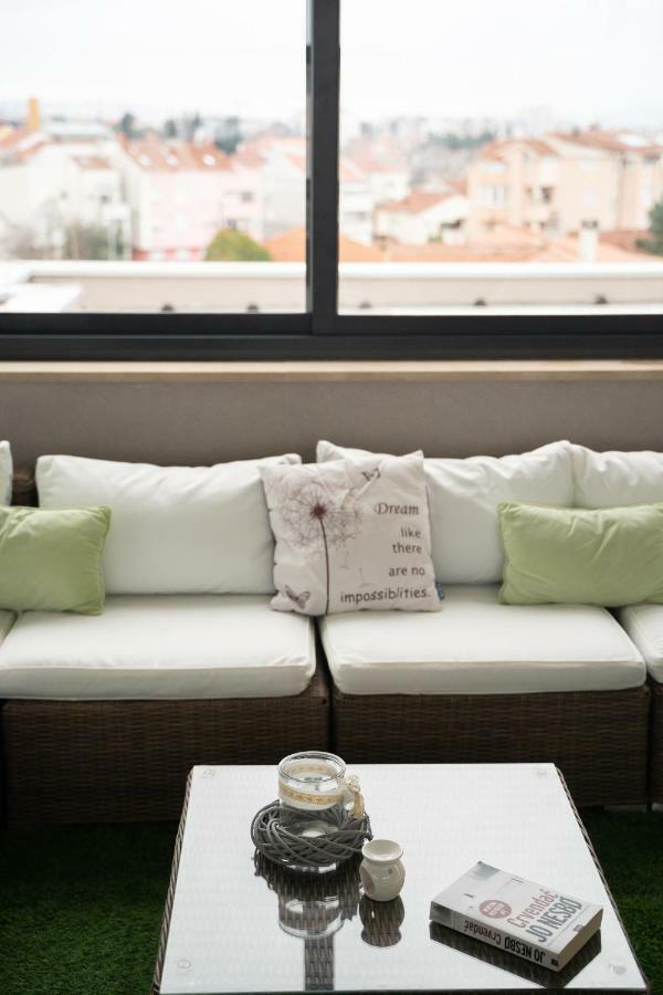 Apartment Garden Terrace Zara Esterno foto